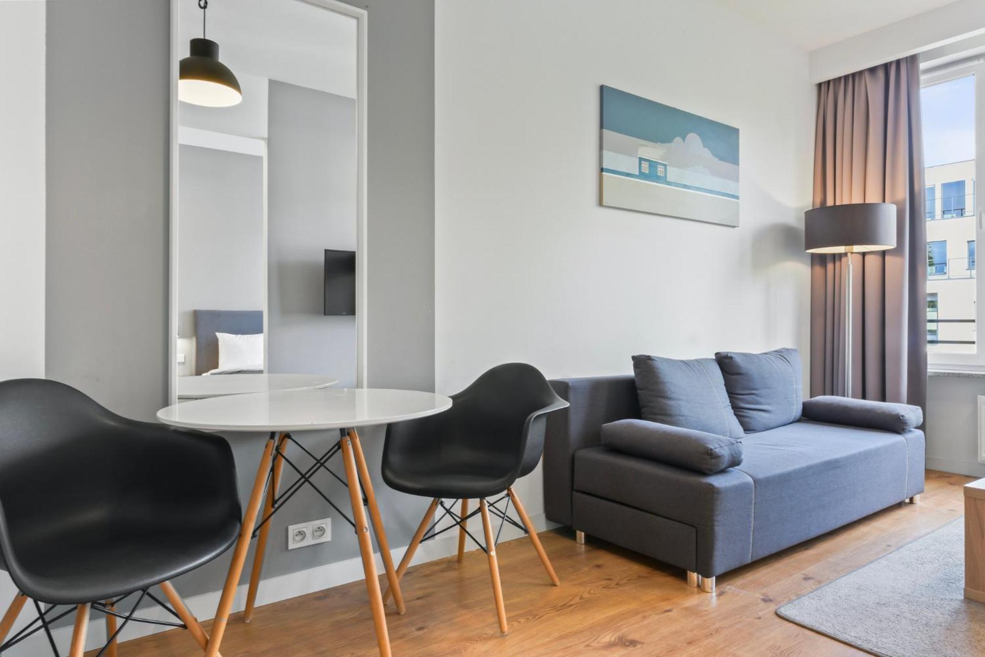 Rentplanet - Apartament Slawinska Varsavia Esterno foto